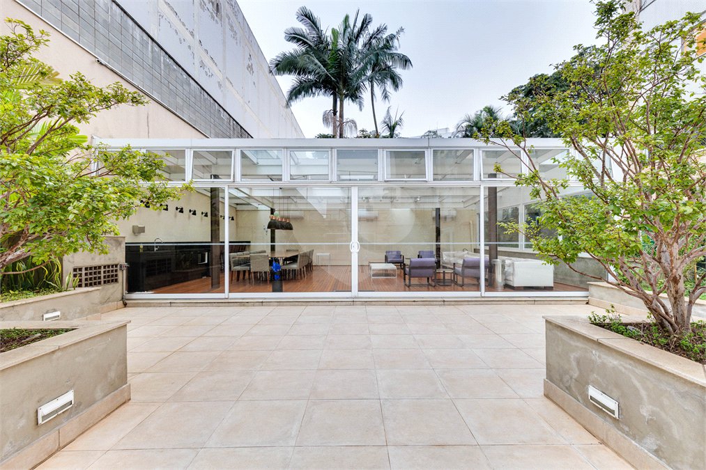 Apartamento à venda com 4 quartos, sendo 1 suíte, em Chácara Santo Antônio, São Paulo, SP