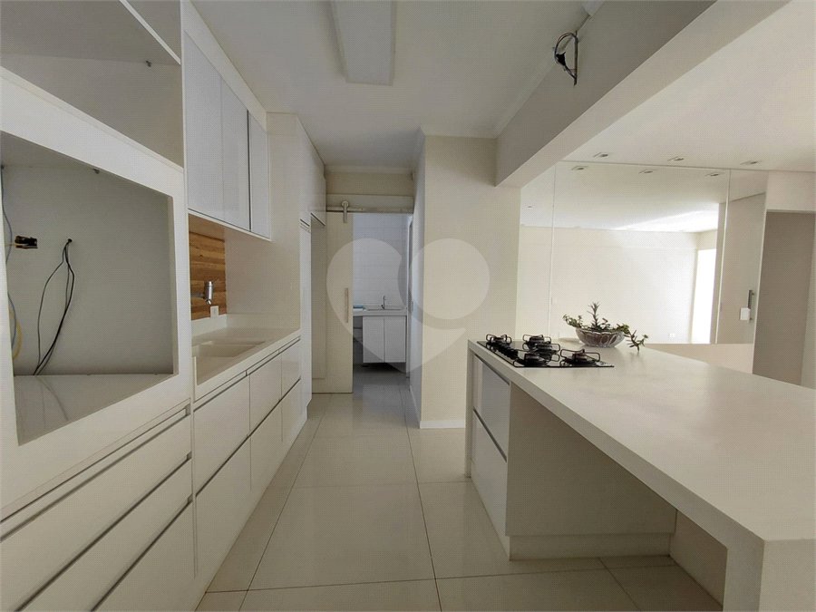 Apartamento à venda com 3 quartos, sendo 1 suíte, em Vila Romana, São Paulo, SP