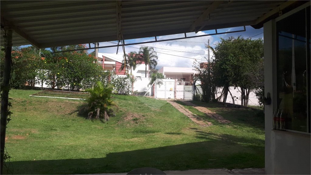 Casa à venda com 2 quartos, sendo 1 suíte,  no condomínio Acmti - Colinas do Mosteiro, Terras de Itaici e Recanto dos Pássaros, Indaiatuba - SP