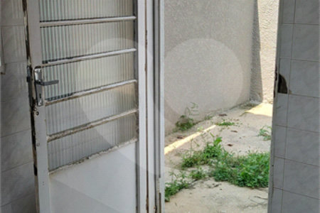 Sobrado à venda com 3 quartos, sendo 1 suíte, em Ressaca, Atibaia, SP