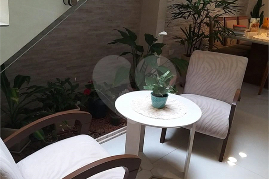Casa à venda com 3 quartos, sendo 1 suíte, em Saúde, São Paulo, SP