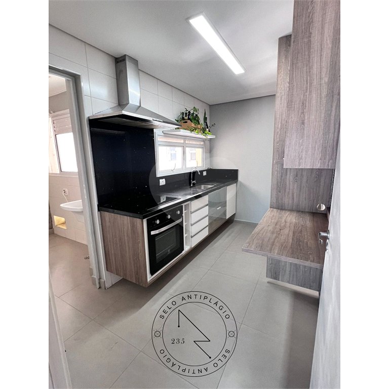 Apartamento à venda com 3 quartos, sendo 1 suíte,  em Vila Lusitânia, São Bernardo do Campo, SP