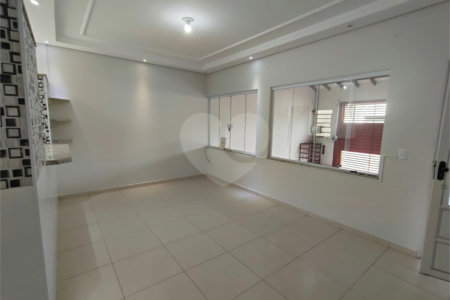 Casa para alugar com 3 quartos, sendo 1 suíte,  em Jardim Itália, Itapetininga, SP