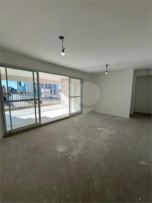 Apartamento à venda com 3 suítes em Brás, São Paulo, SP