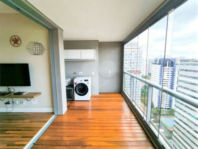 Apartamento à venda com 2 quartos, sendo 1 suíte,  em Santo Amaro, São Paulo, SP