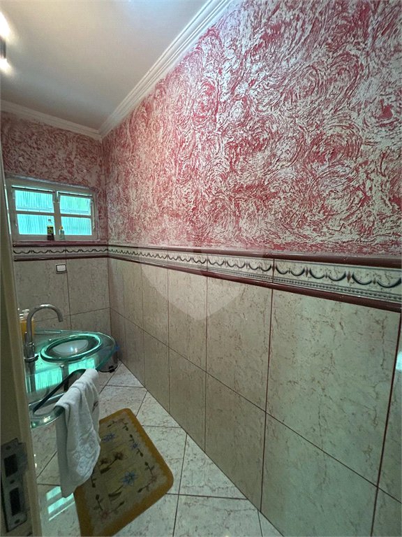 Sobrado à venda com 3 quartos, sendo 1 suíte, em Vila Nova Cachoeirinha, São Paulo, SP