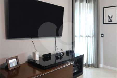 Apartamento à venda com 3 quartos, sendo 1 suíte,  em Brooklin Paulista, São Paulo, SP