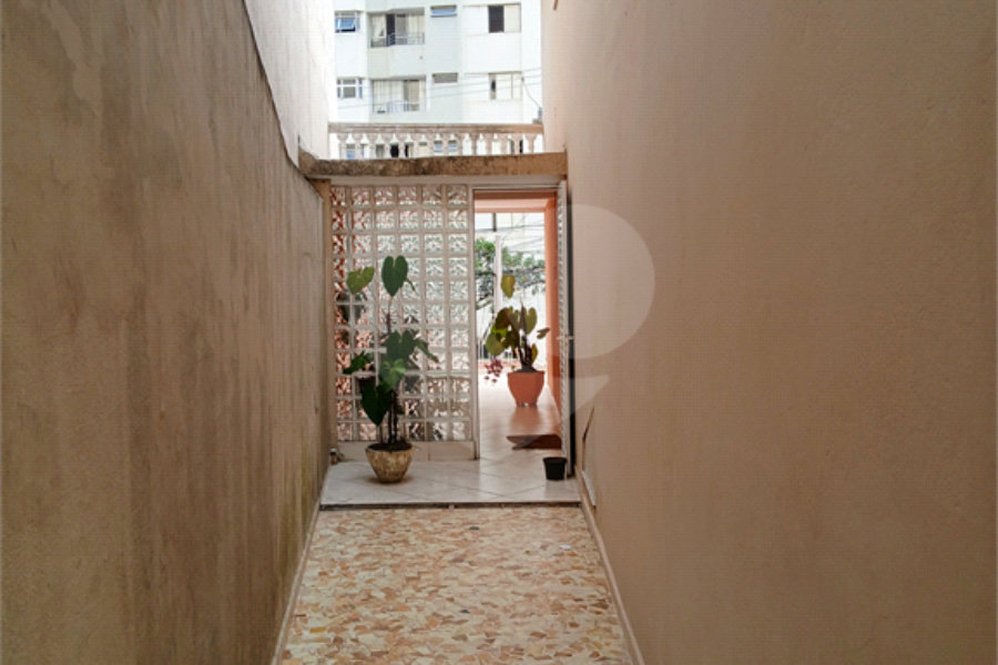 Casa à venda ou para alugar com 3 quartos, sendo 1 suíte, em Santana, São Paulo, SP