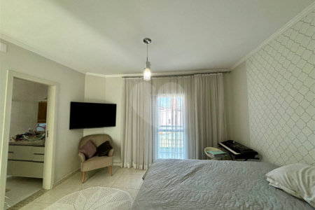 Casa à venda ou para alugar com 6 quartos, sendo 1 suíte, em Residencial/Comercial, Guarulhos, SP