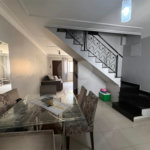 Casa à venda com 3 quartos, sendo 1 suíte, no condomínio Felipe, São Paulo - SP