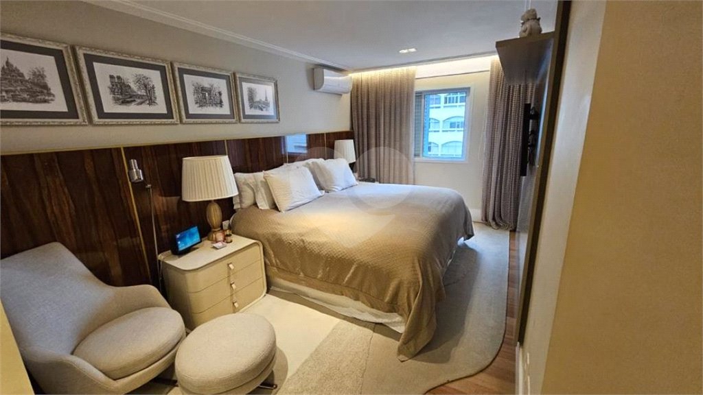 Apartamento à venda com 3 quartos, sendo 1 suíte, em Jardim Europa, São Paulo, SP