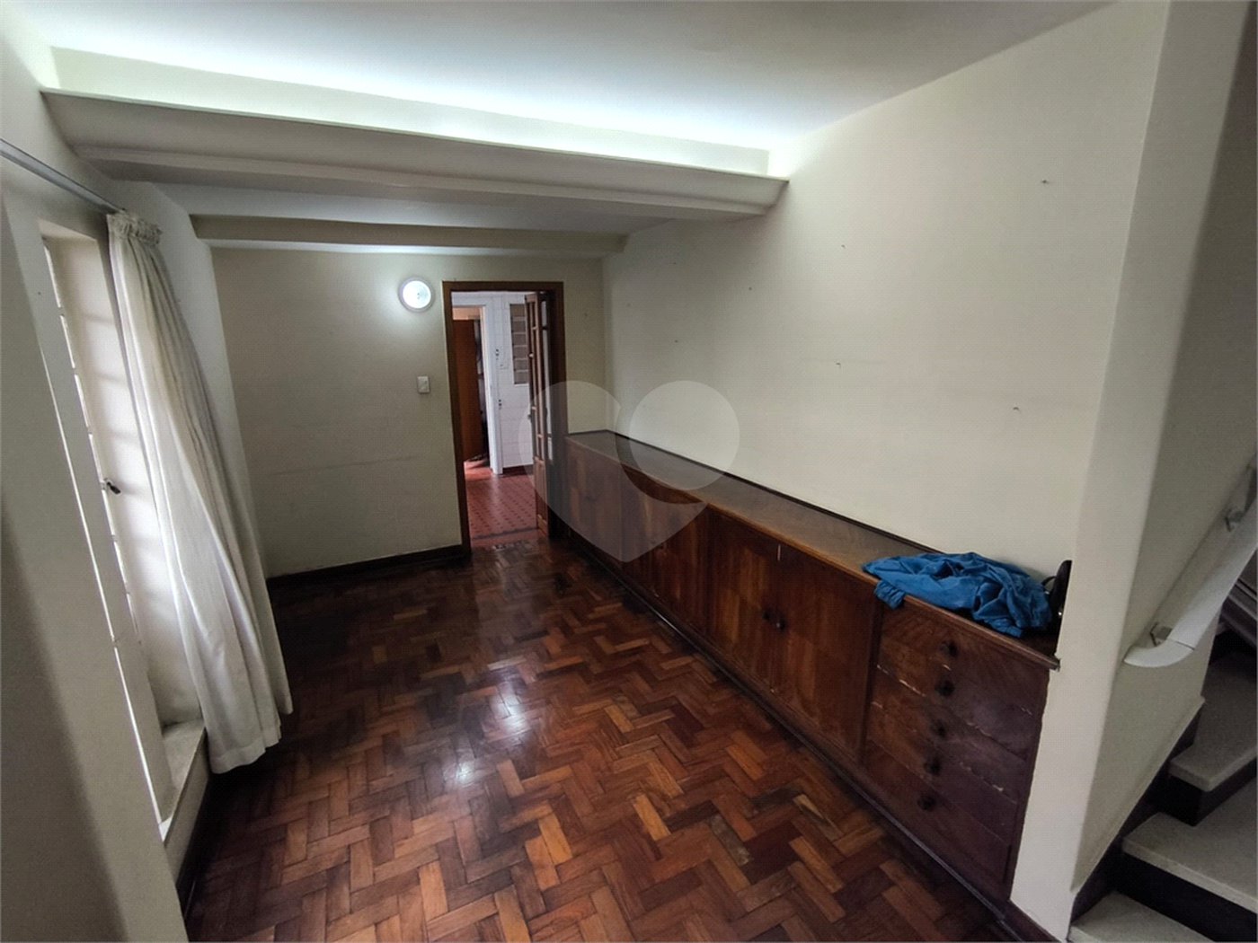 Sobrado à venda com 5 quartos, sendo 1 suíte, em Jardim Trussardi, São Paulo, SP