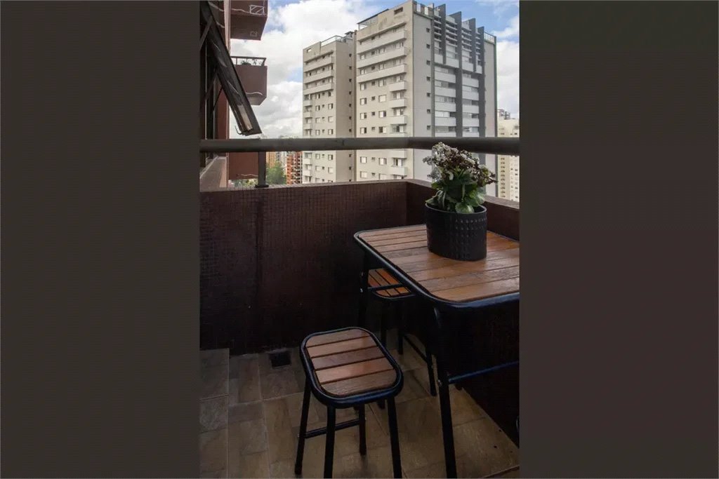 Duplex à venda com 2 suítes em Jardim Londrina, São Paulo, SP