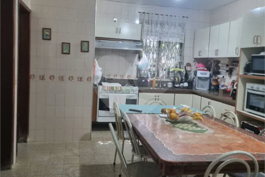 Casa à venda com 5 quartos, sendo 2 suítes,  em Vila Maria, São Paulo, SP