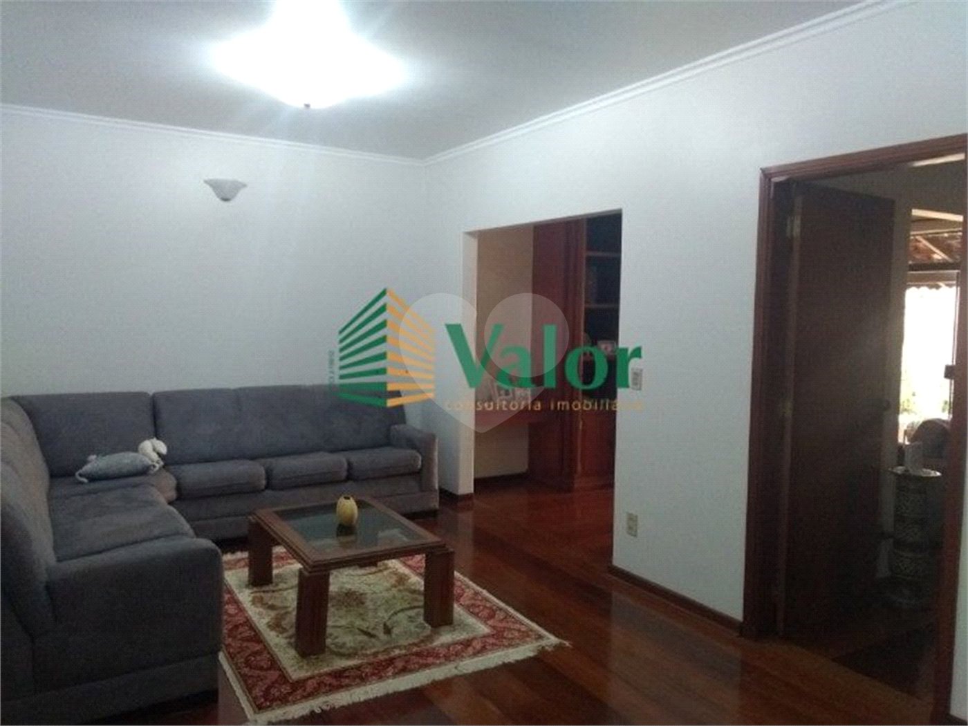 Sobrado á venda no Residencial Jardim Brasil