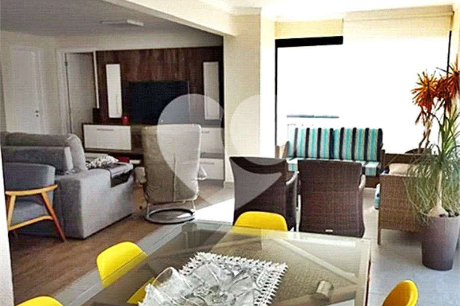 Apartamento à venda com 3 suítes em Santana, São Paulo, SP