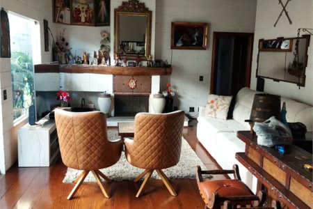 Casa à venda com 3 quartos, sendo 1 suíte,  em Jardim Leonor, São Paulo, SP
