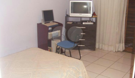 Sobrado à venda com 3 quartos, sendo 1 suíte,  em Tremembé, São Paulo, SP