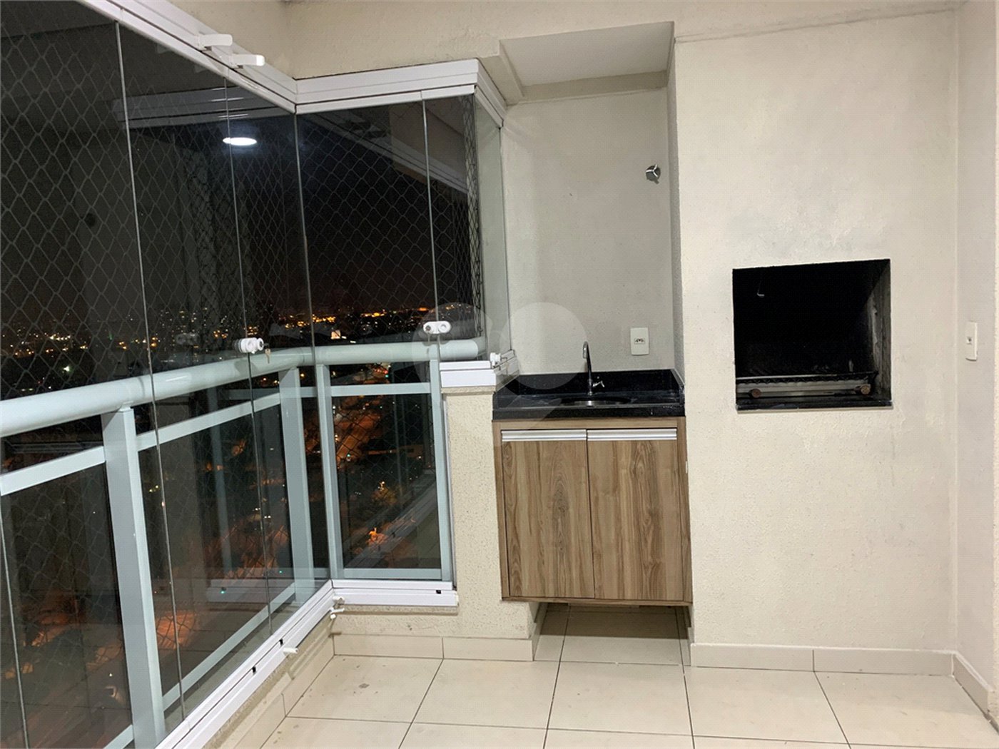 Apartamento à venda com 3 quartos, sendo 1 suíte, em Barra Funda, São Paulo, SP