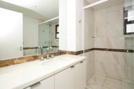 Apartamento à venda com 3 suítes em Alto da Boa Vista, São Paulo, SP