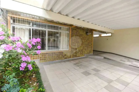 Casa à venda com 4 quartos, sendo 2 suítes, em Vila Mazzei, São Paulo, SP
