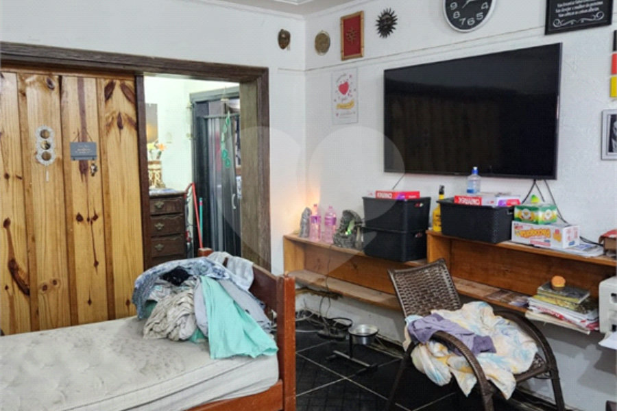 Sobrado à venda ou para alugar com 3 quartos, sendo 13 suítes, em Santana, São Paulo, SP