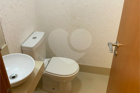 Apartamento à venda com 3 quartos, sendo 1 suíte,  em Santana, São Paulo, SP