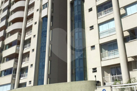 Apartamento à venda com 3 suítes em Casa Branca, Santo André, SP