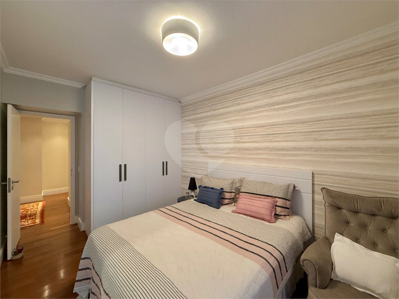 Apartamento à venda com 3 suítes em Campo Belo, São Paulo, SP