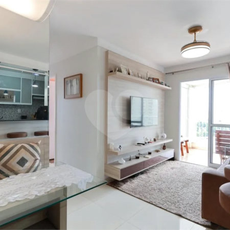 Apartamento à venda com 3 quartos, sendo 1 suíte,  em Santa Teresinha, São Paulo, SP