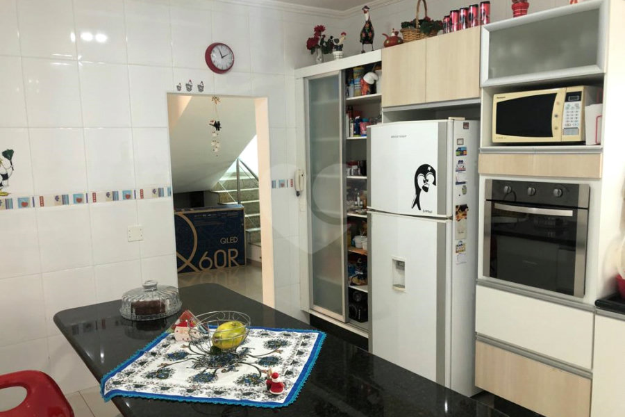 Casa à venda com 3 quartos, sendo 1 suíte,  em Serra da Cantareira, Mairiporã, SP