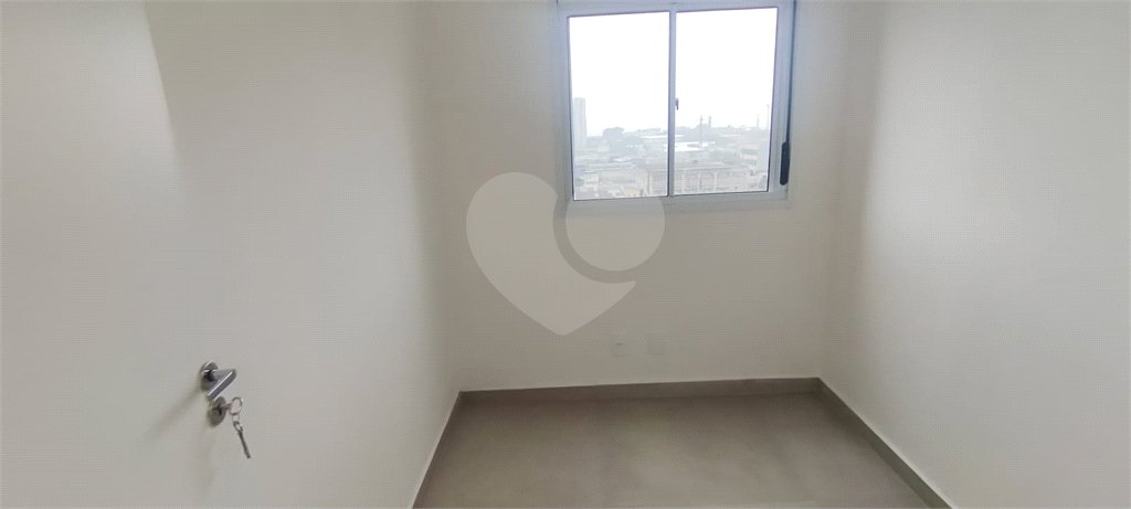 Apartamento à venda ou para alugar com 2 quartos em Vila das Bandeiras, Guarulhos, SP