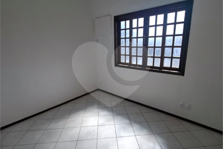 Casa à venda com 2 quartos em Campo Grande, Rio de Janeiro, RJ
