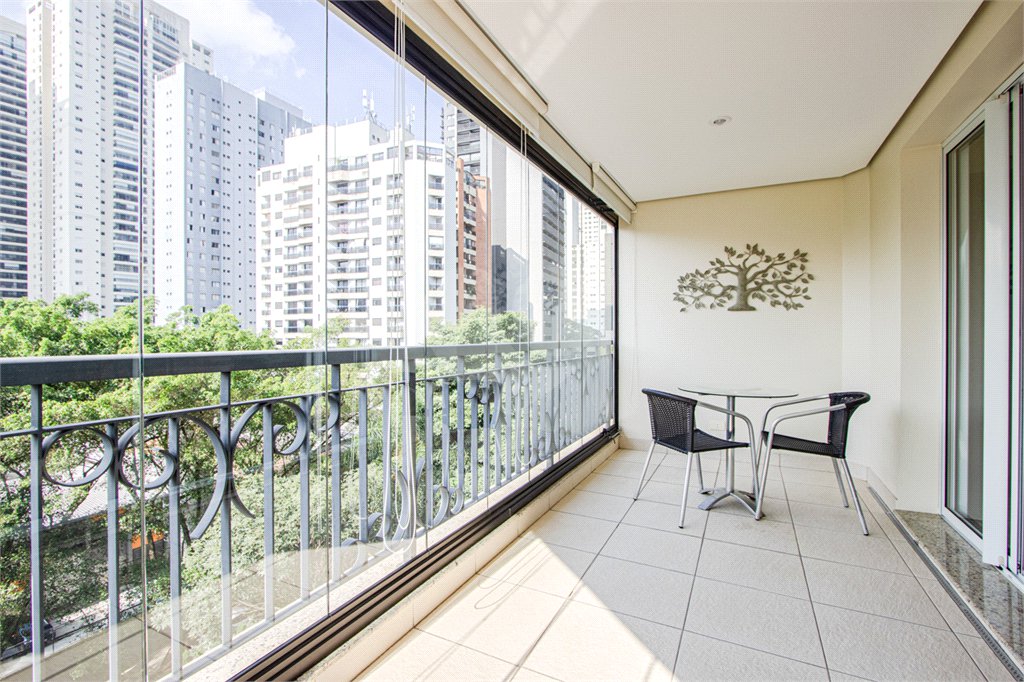 Apartamento à venda com 4 quartos, sendo 3 suítes, em Cidade Monções, São Paulo, SP