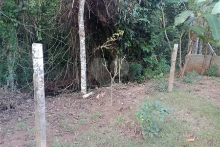 Chácara à venda com 5 quartos, sendo 1 suíte, em Jardim Marabá, Itapetininga, SP