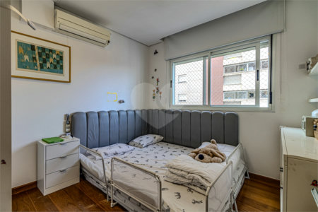 Apartamento à venda com 3 suítes em Vila Madalena, São Paulo, SP