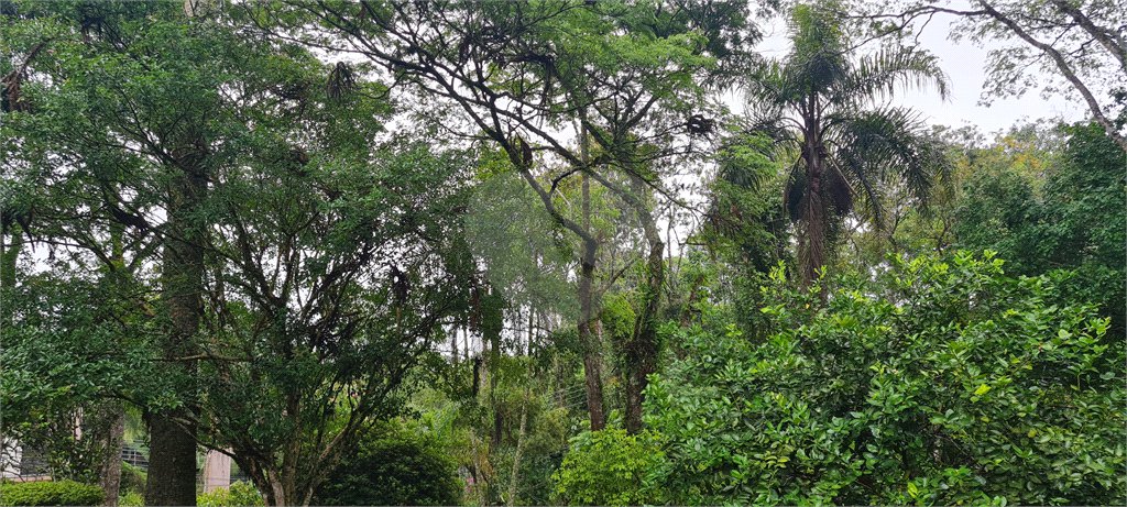 Casa à venda com 4 suítes no condomínio Jardim da Montanha I, Mairiporã - SP
