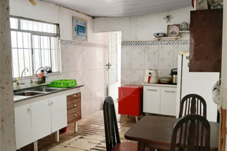 Casa Térrea à venda com 2 quartos em Vila Nivi, São Paulo, SP