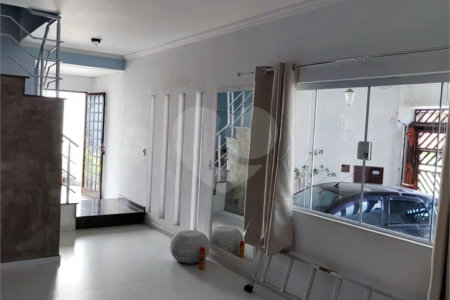 Sobrado à venda com 3 suítes em Vila Gustavo, São Paulo, SP