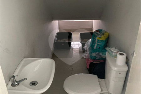 Sobrado à venda com 2 quartos, sendo 1 suíte, em Jardim Nathalie, Mogi das Cruzes, SP