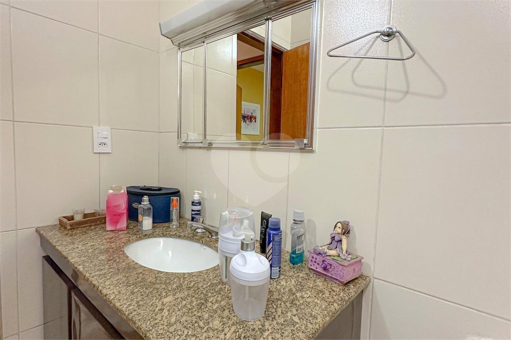 Casa para alugar com 3 quartos, sendo 1 suíte, em Vila Anglo Brasileira, São Paulo, SP