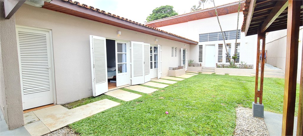 Casa Térrea à venda com 3 suítes em Campo Grande, São Paulo, SP