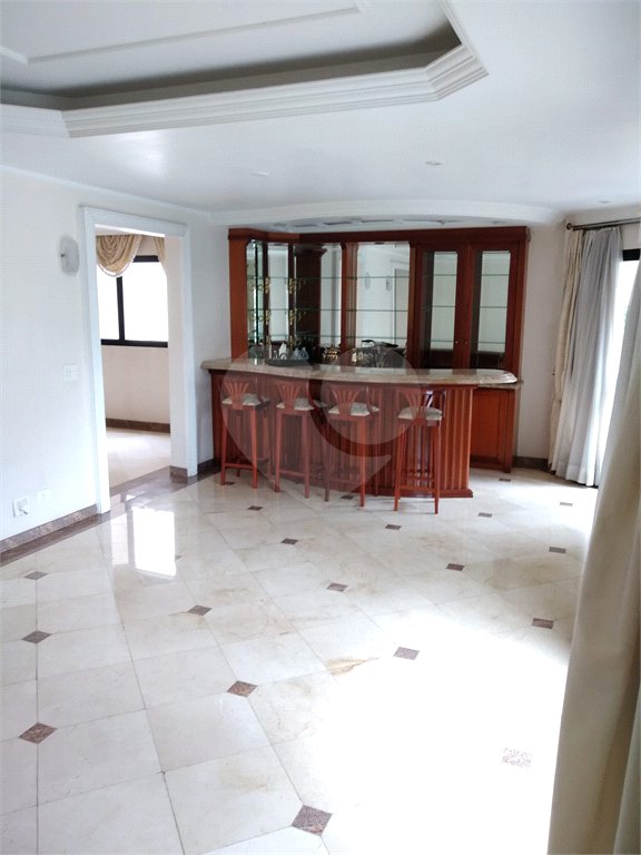 Apartamento à venda com 4 quartos, sendo 2 suítes, em Vila Monumento, São Paulo, SP