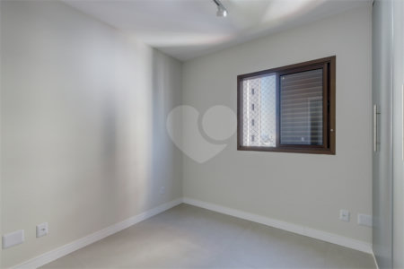 Apartamento à venda com 2 quartos em Jardim Marajoara, São Paulo, SP