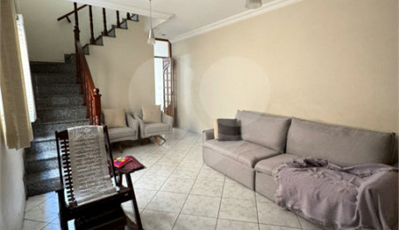 Casa à venda com 3 quartos, sendo 1 suíte,  em Vila Constança, São Paulo, SP