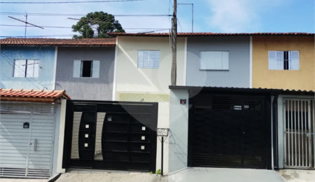 Casa à venda com 2 quartos, sendo 1 suíte,  em Vila Caputera, Mogi das Cruzes, SP