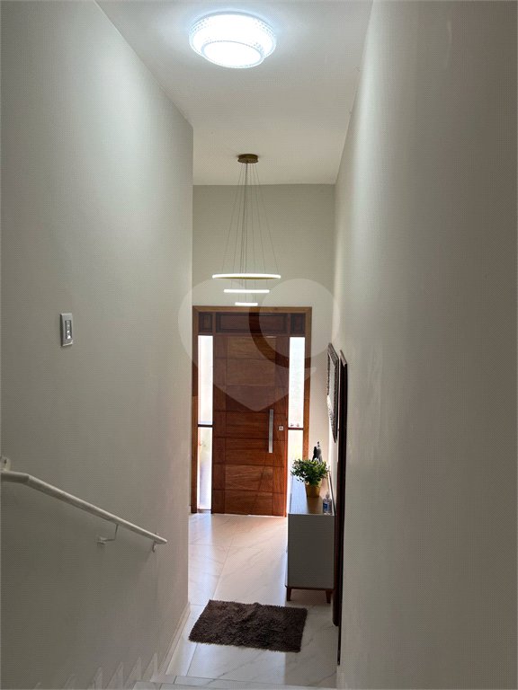 Casa à venda com 3 quartos, sendo 1 suíte, em Retiro das Fontes, Atibaia, SP