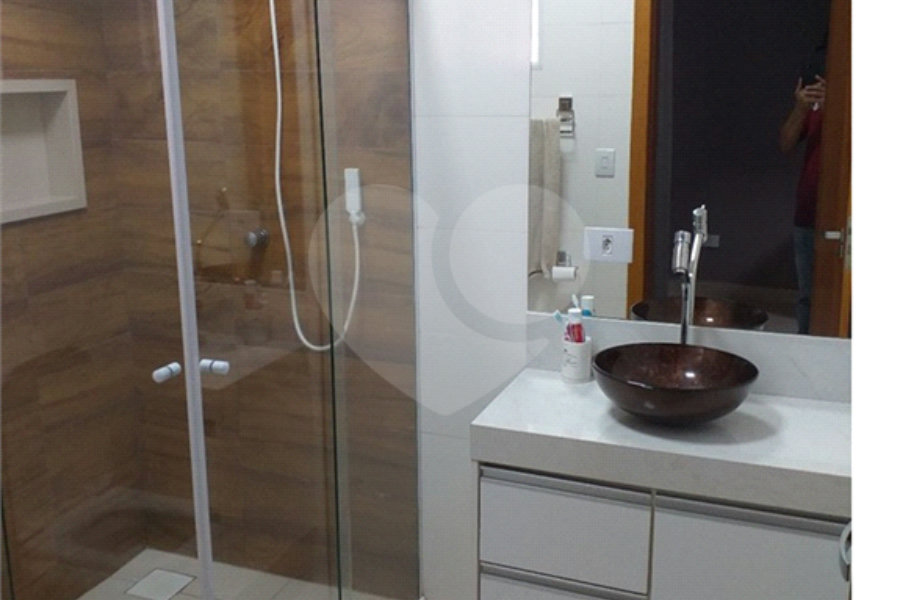 Casa à venda com 3 quartos, sendo 1 suíte, no condomínio Mirante da Mantiqueira, Mairiporã - SP