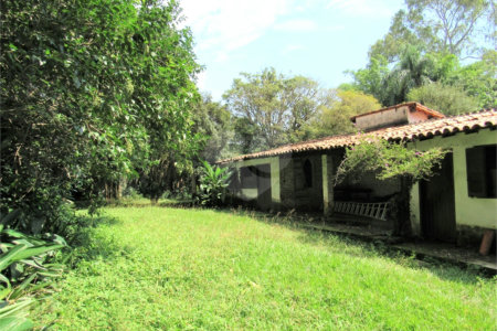 Terreno à venda com 1 quarto, sendo 3 suítes, em Granja Julieta, São Paulo, SP