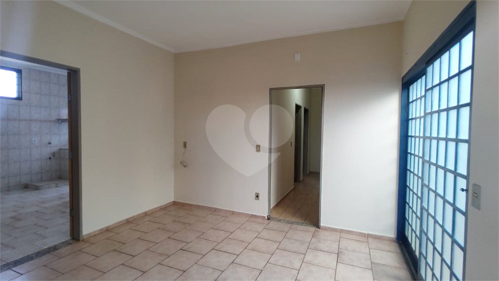 Casa à venda com 3 quartos, sendo 1 suíte, em Vila Monte Alegre, Ribeirão Preto, SP